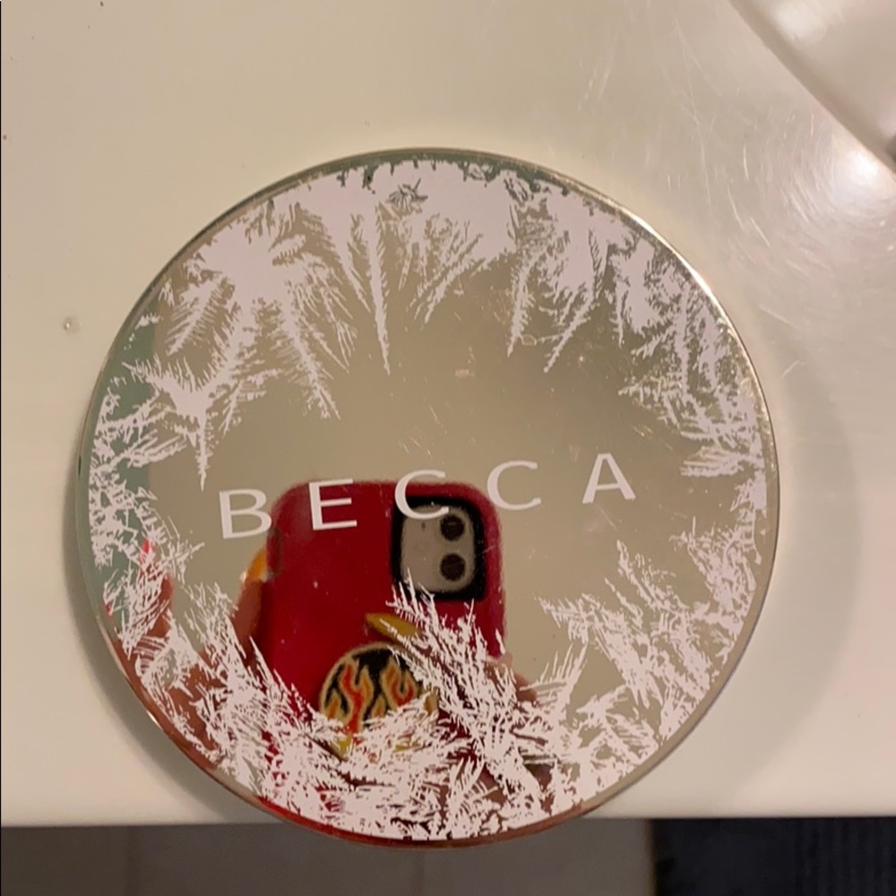 Becca Eye lights Palette